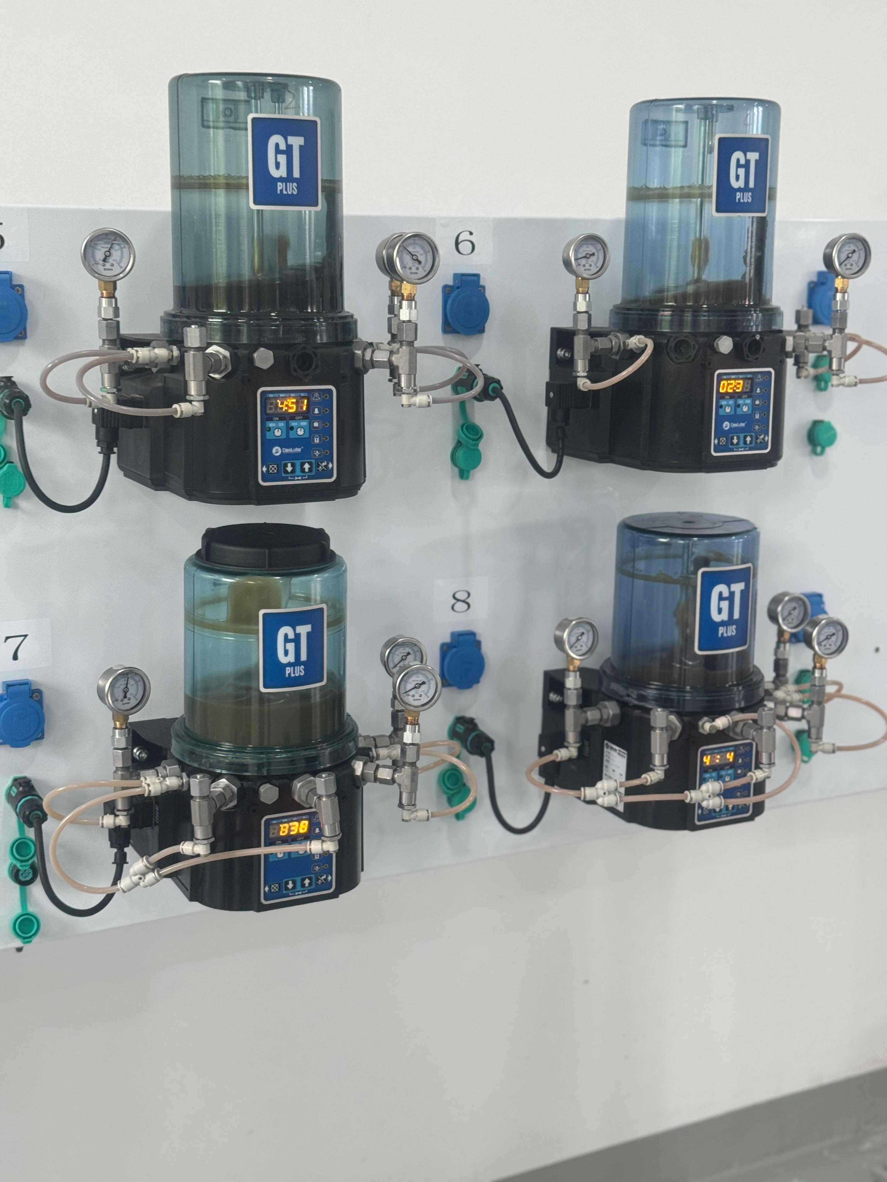 Grease lubrication pump close-up